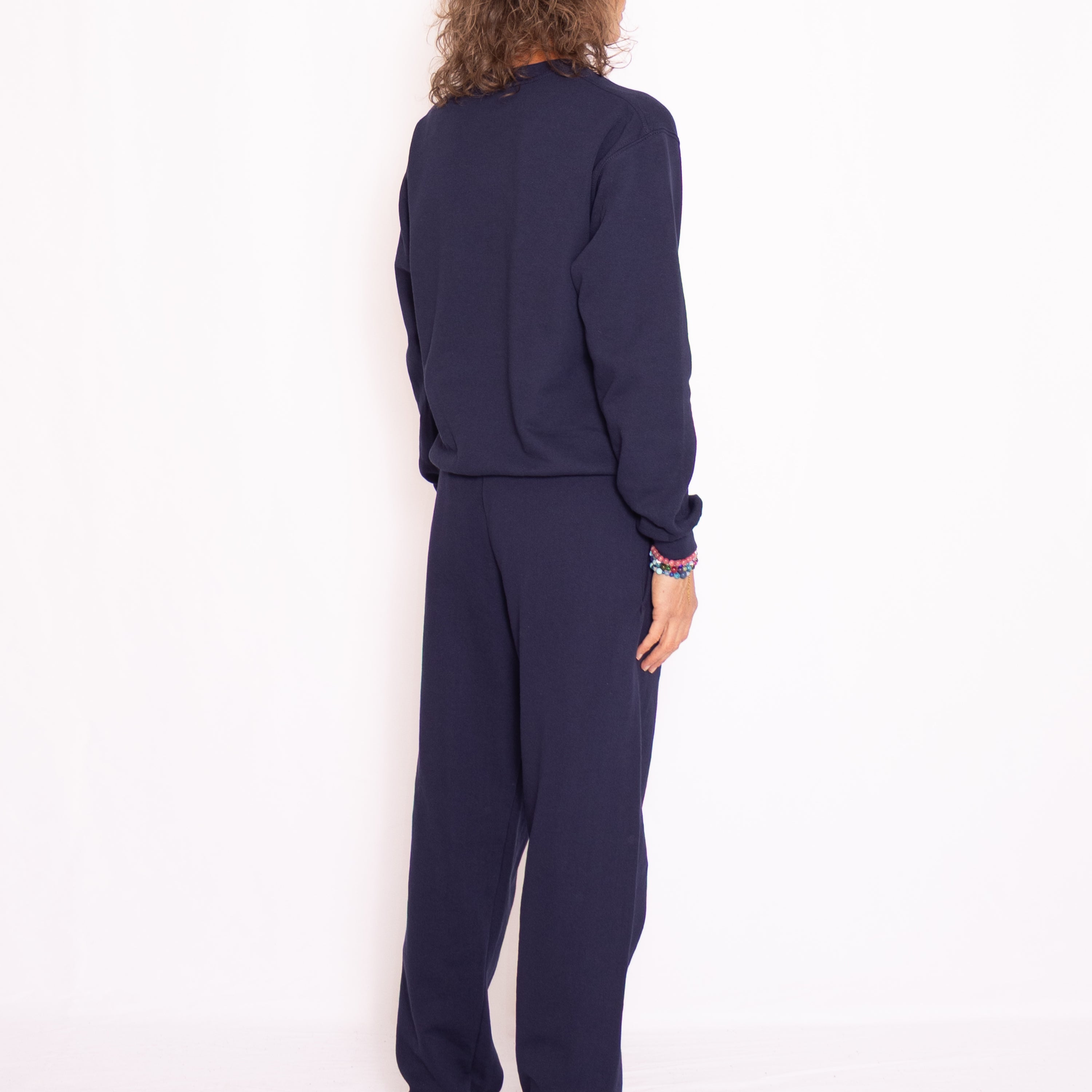 Mörkblått sweatset med crewneck